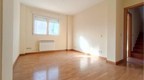 Foto 5 de Casa adosada en venda a Castilla y León, Valdorros, Burgos