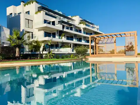 Apartment with pool for sale in Orihuela Costa