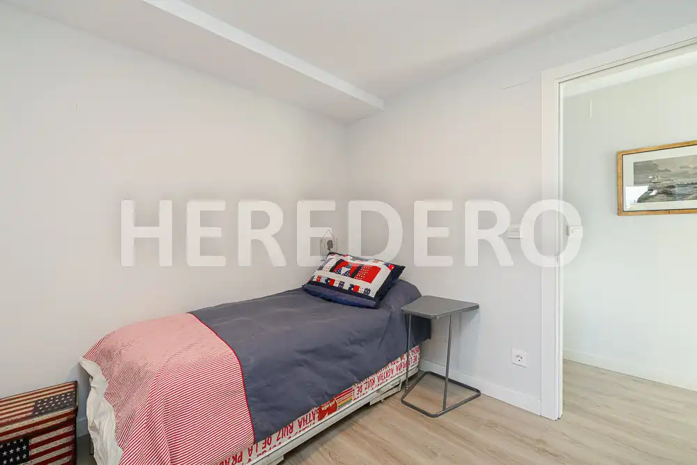 Schlafzimmer von Wohnung zum Verkauf in Vigo  mit Heizung und Parkett