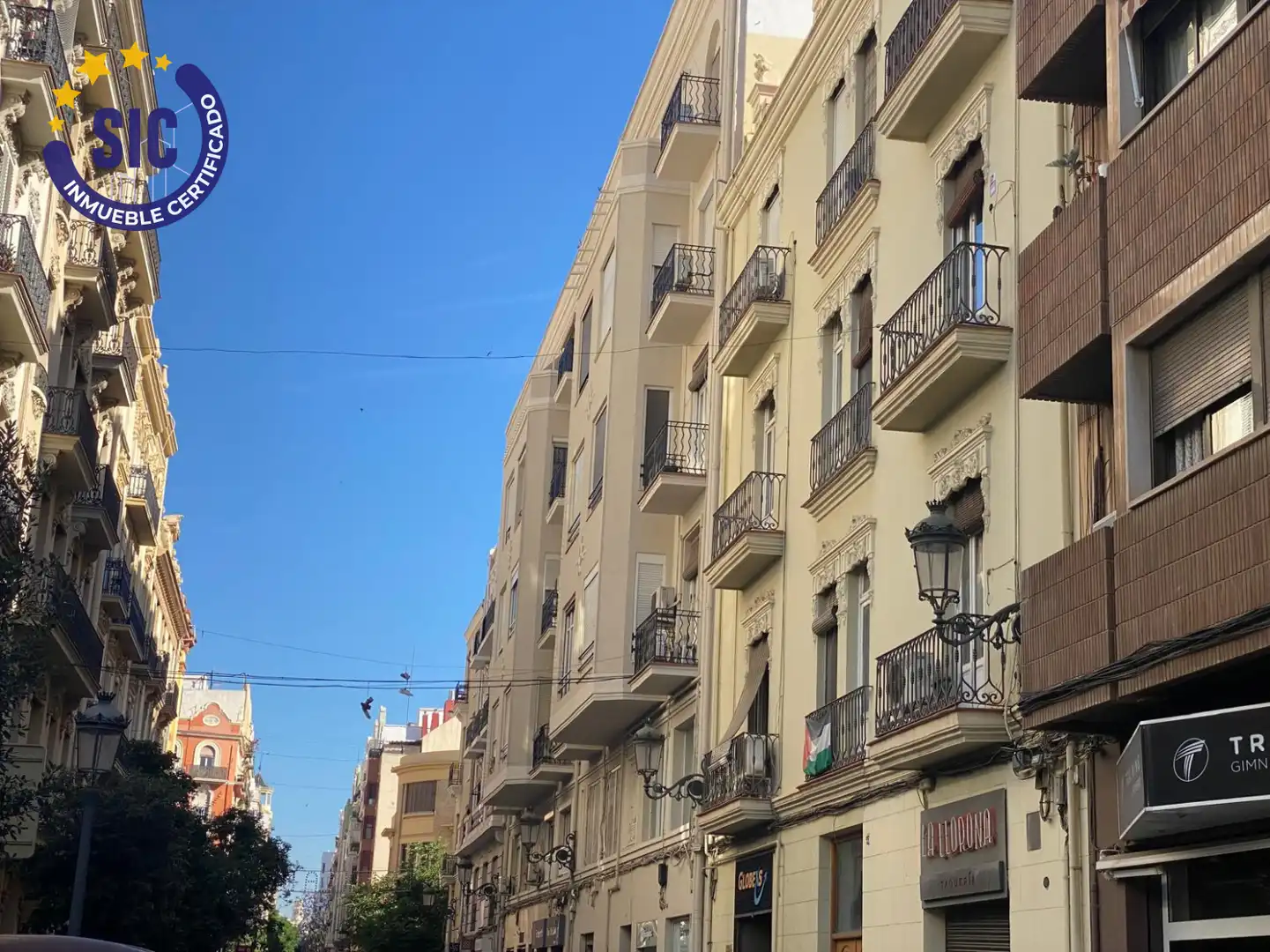 Vista exterior de Piso en venta en Valencia con Calefacción, Trastero y Balcón