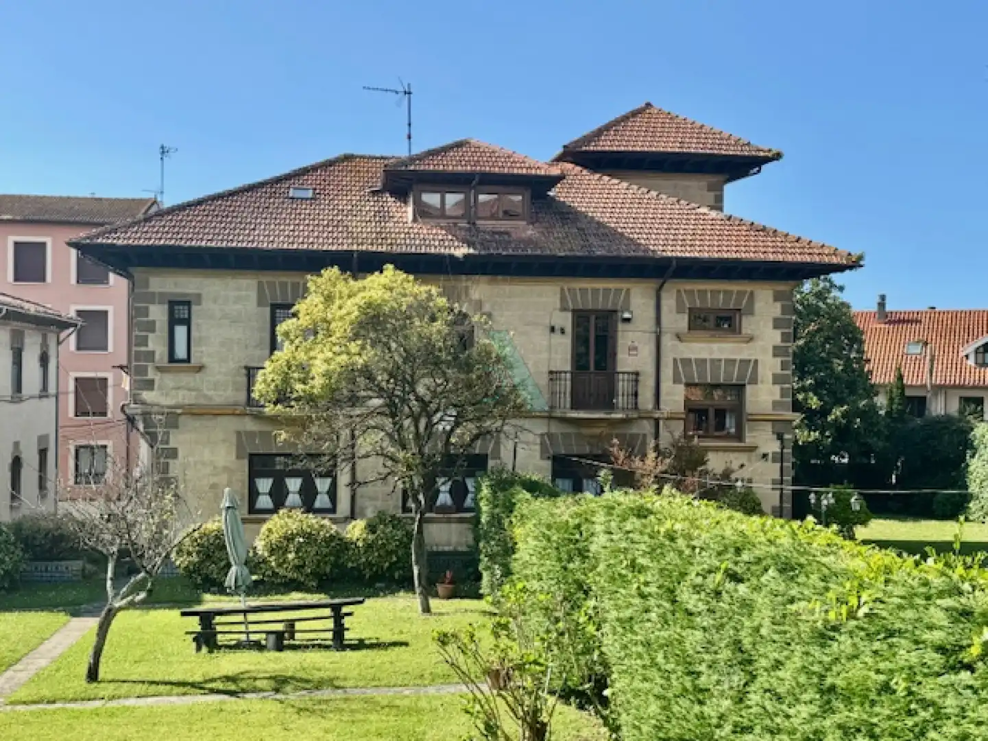 House with terrace for sale in Llanes - Gutiérrez de la gándara, imagen 2