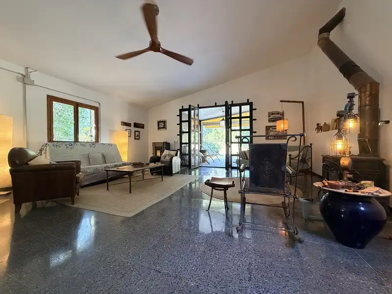 Sala d'estar de Casa o xalet en venda en Llucmajor amb Jardí privat, Terrassa i Traster