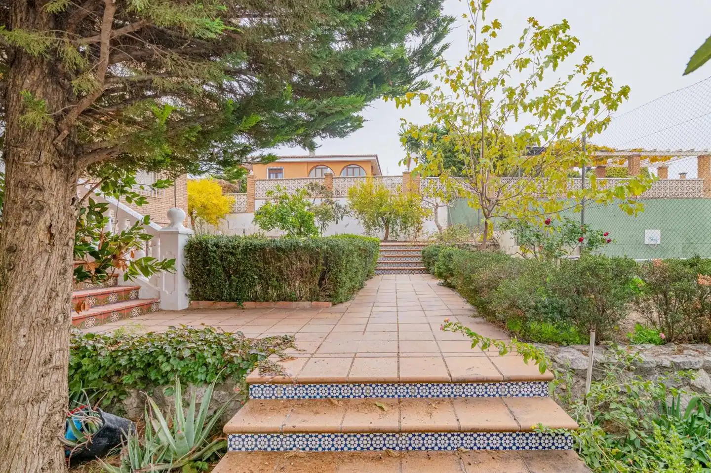 Jardí de Casa o xalet en venda en La Zubia amb Calefacció, Jardí privat i Terrassa