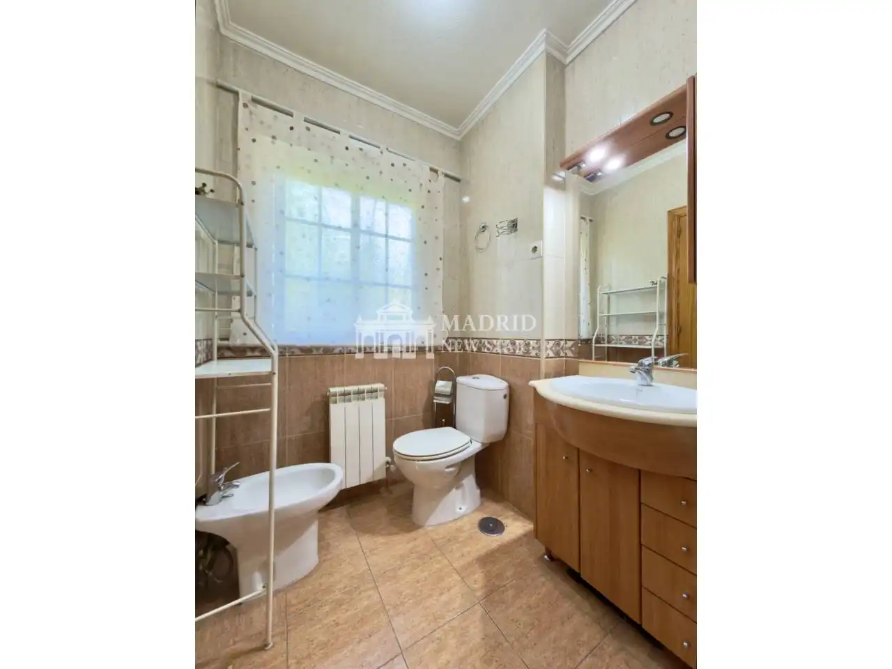 Baño de Casa o chalet en venta en Villa del Prado con Aire acondicionado, Calefacción y Jardín privado