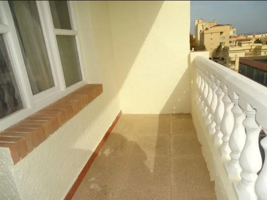 Study for sale in La Carihuela - Los Nidos