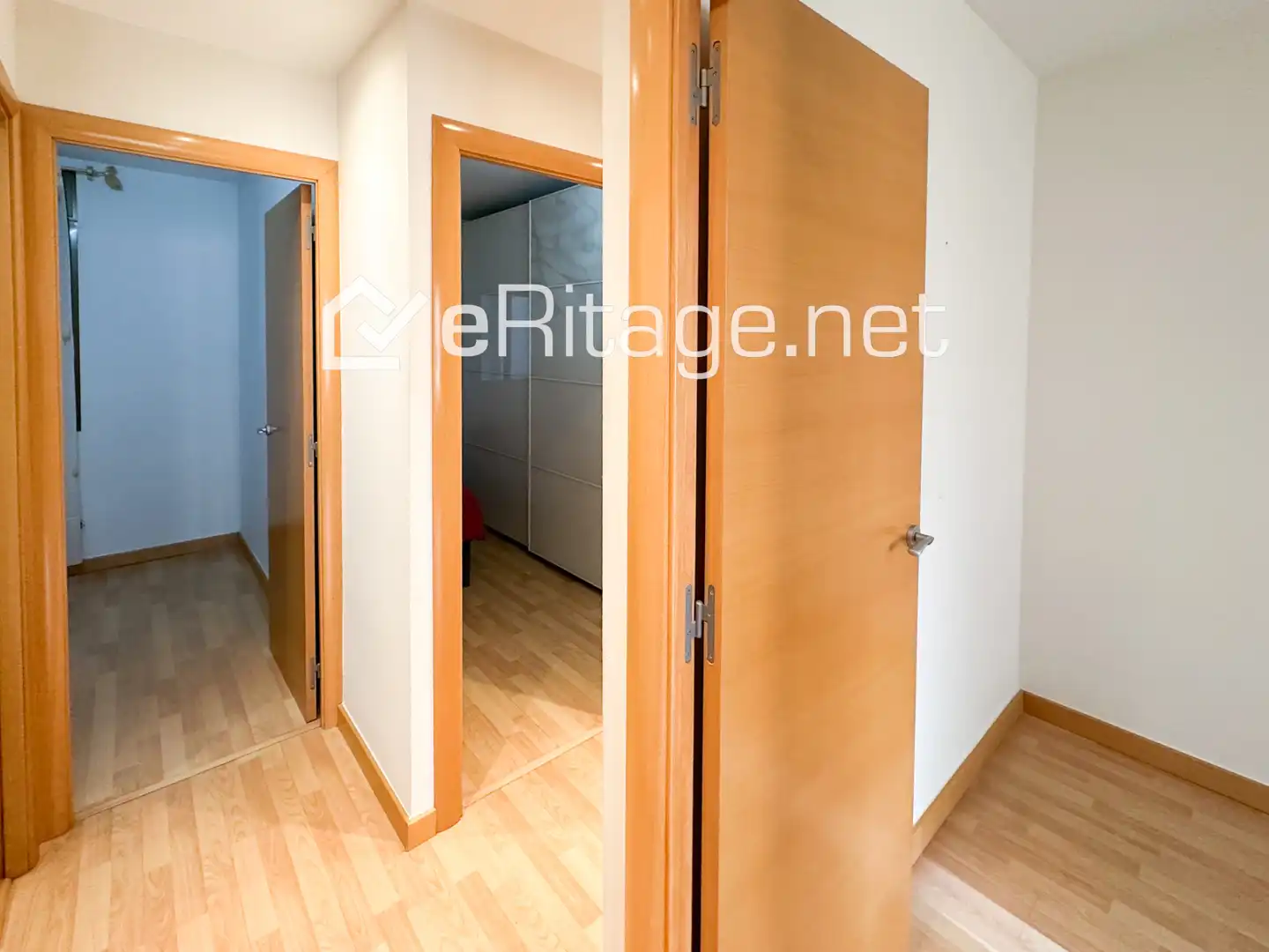 Piso en venta en L'Hospitalet de Llobregat con Aire acondicionado, Calefacción y Parquet