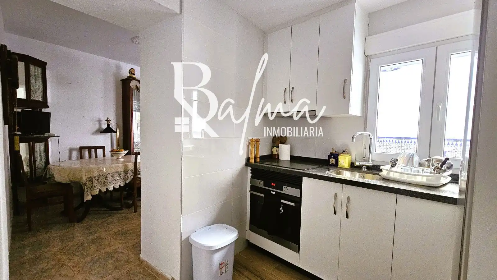Kitchen of Detached homes for sale in Vélez-Málaga  with Terrace, Storage room and Furnished