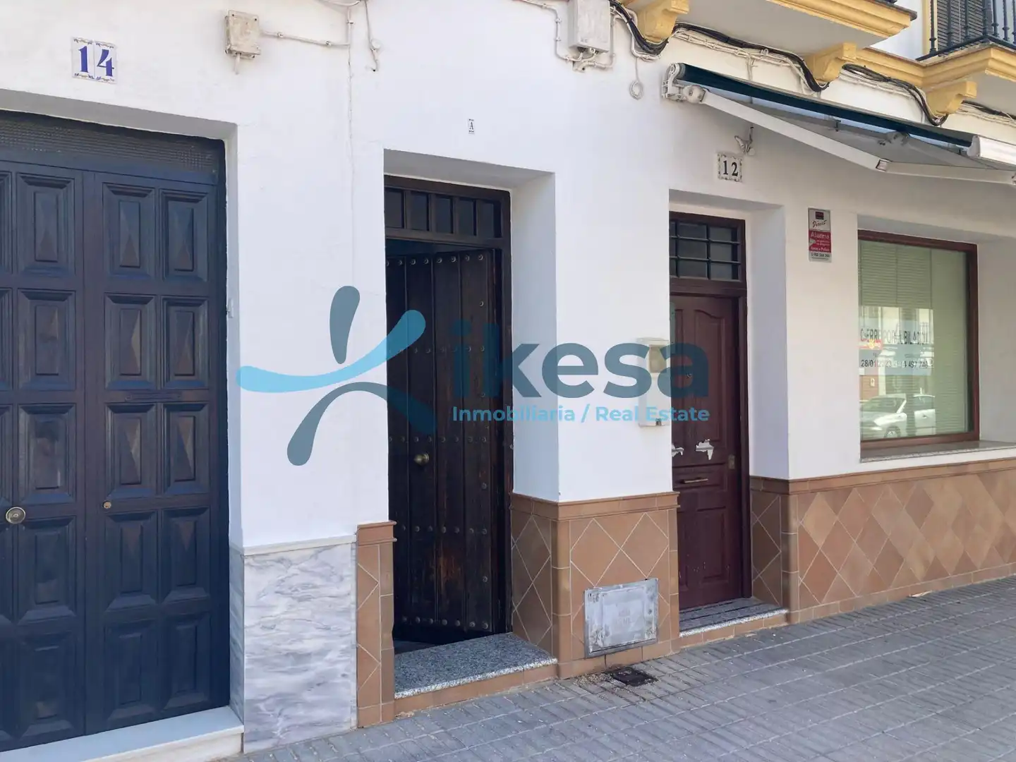 Vista exterior de Dúplex en venta en Lora del Río
