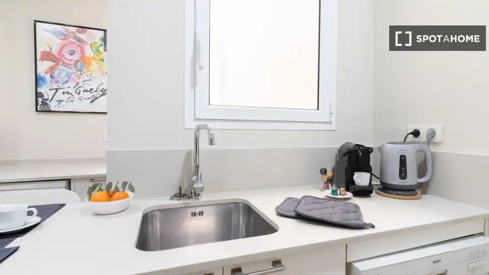 Flat with terrace to rent in Eixample, imagen 5