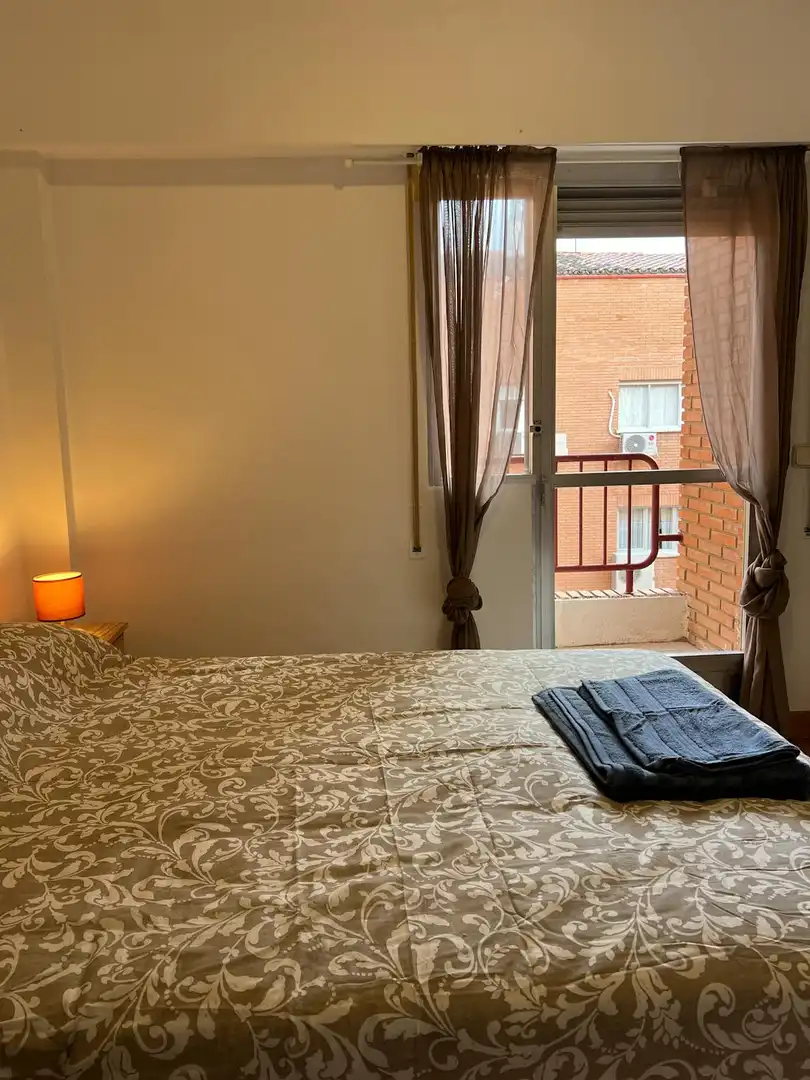 Bedroom of Flat for share in Alcobendas  with Heating, Private garden and Furnished