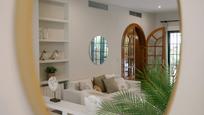 Sala d'estar de Casa o xalet en venda en  Granada Capital amb Aire condicionat, Calefacció i Jardí privat
