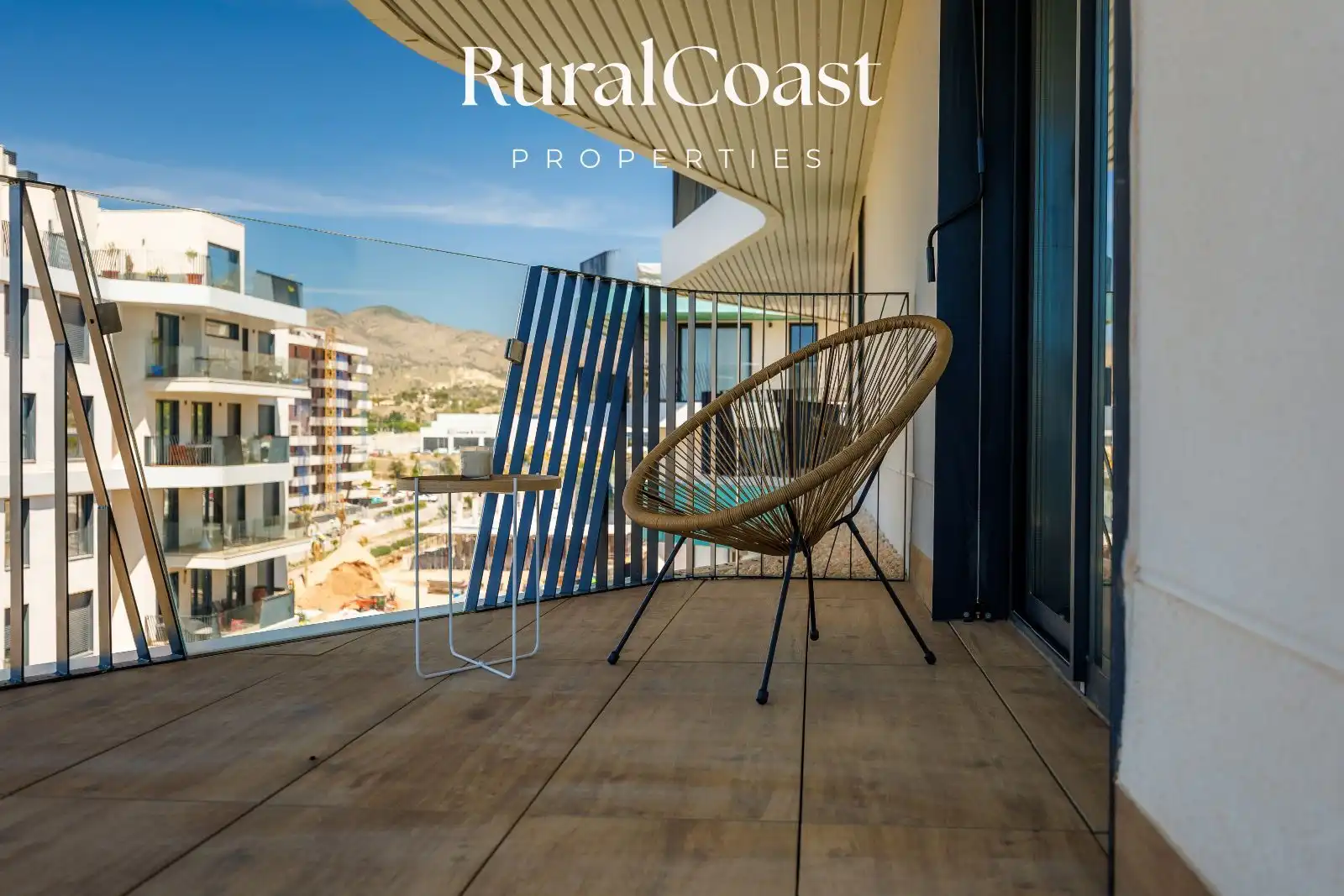 Vista exterior de Dúplex en venta en Villajoyosa / La Vila Joiosa con Aire acondicionado, Terraza y Trastero