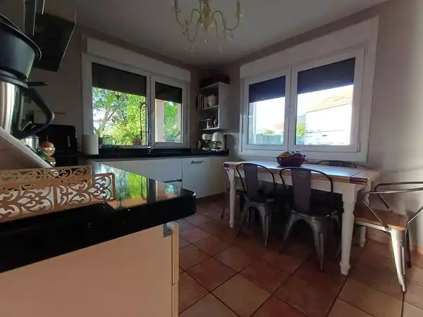 Cocina de Casa adosada en venta en Vigo  con Calefacción, Jardín privado y Terraza