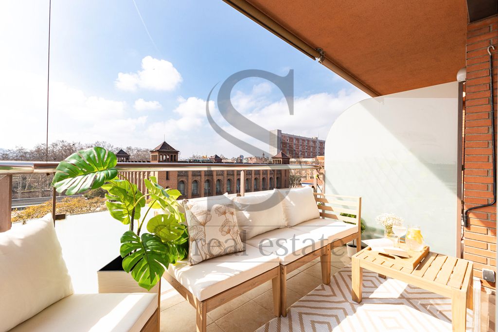 Terraza de Ático en venta en  Barcelona Capital con Aire acondicionado, Calefacción y Balcón