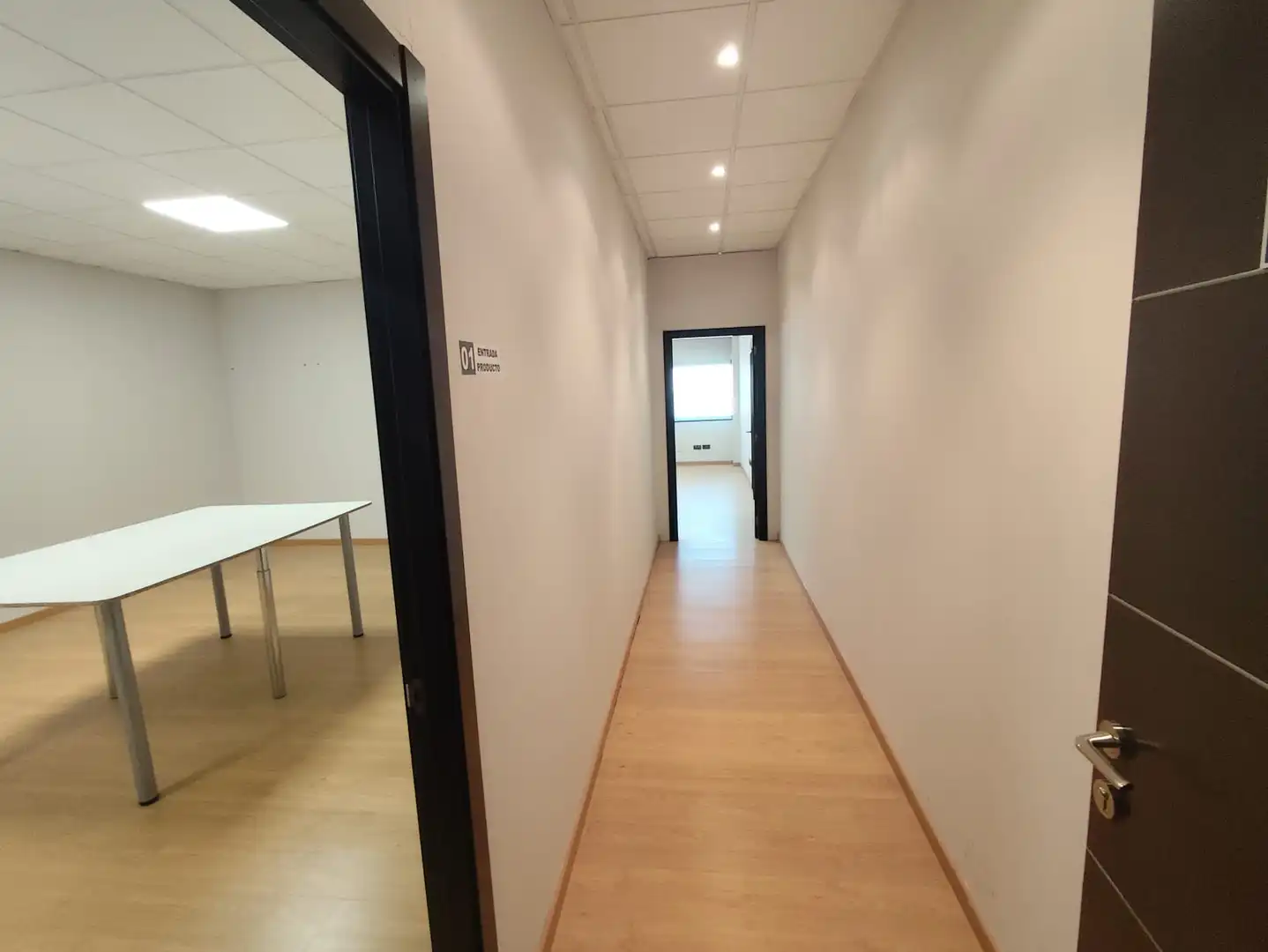 Office space with lift to rent in Calle del Propano, imagen 8