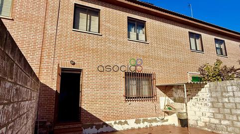 Photo 2 of Single-family semi-detached for sale in Simon Bolivar, Marchamalo, Guadalajara