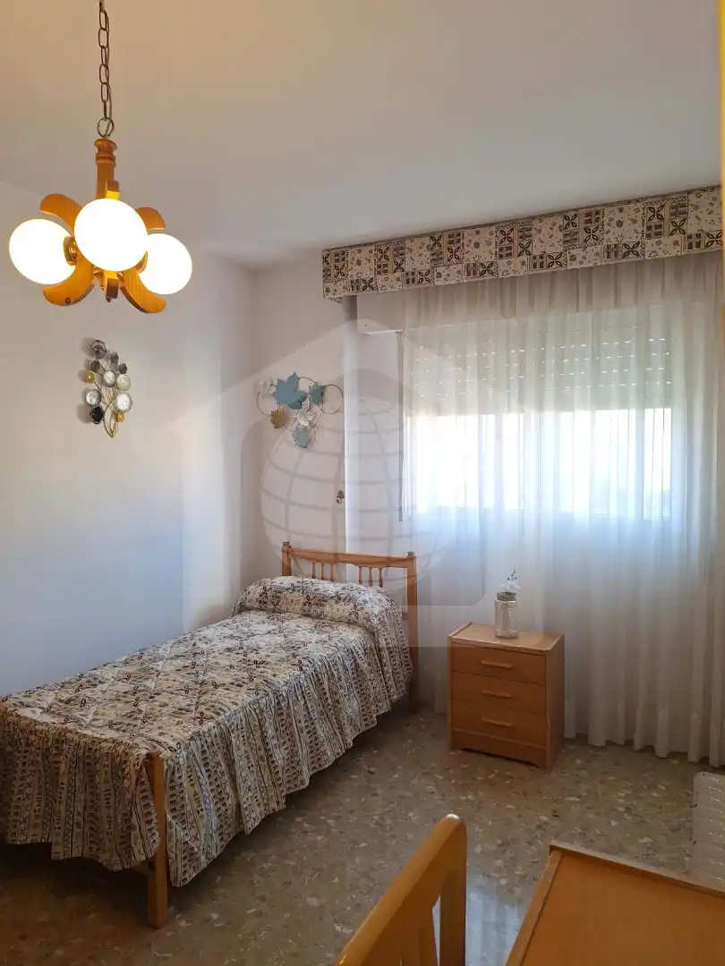 Habitación de Piso en venta en Málaga con Aire acondicionado y Amueblado