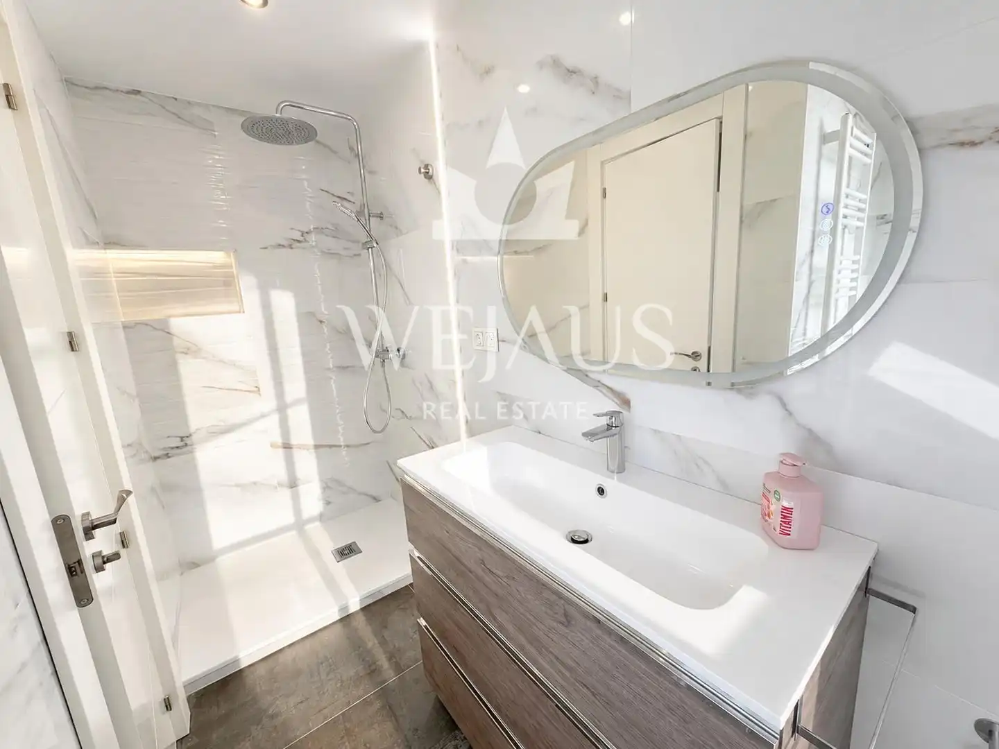 Bathroom of Houses for sale in Piélagos  with Heating, Private garden and Terrace
