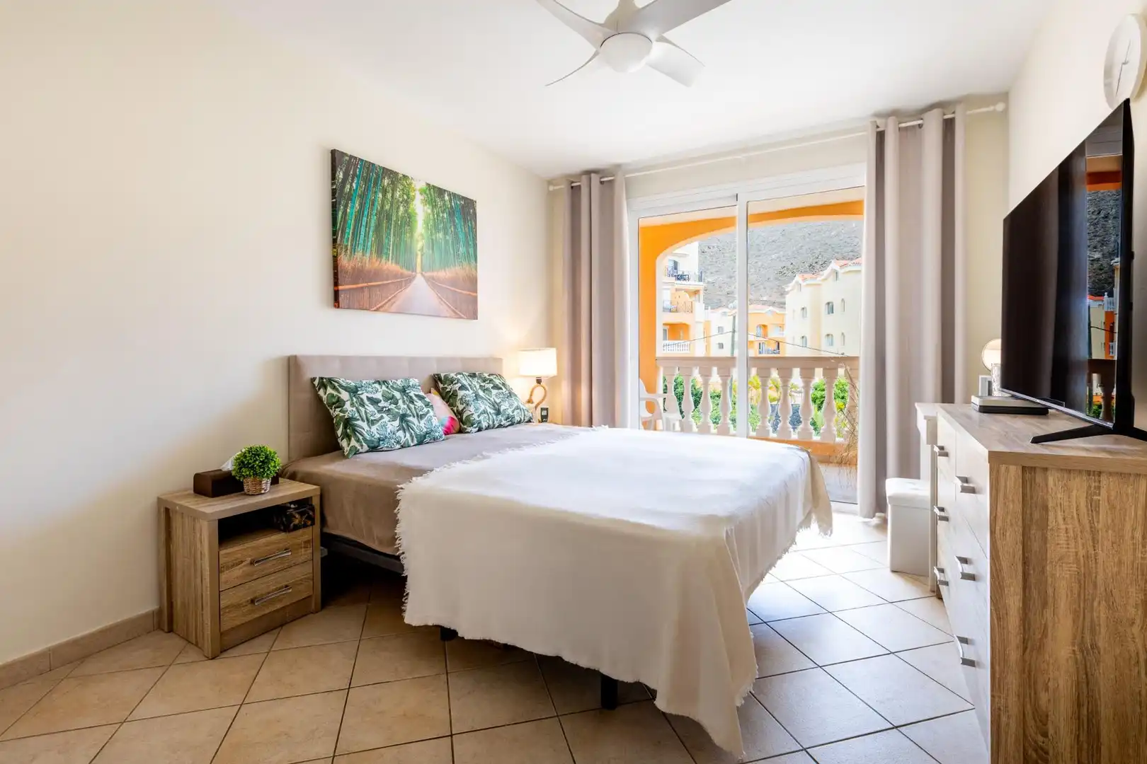 Apartment with pool for sale in Los Cristianos, imagen 20