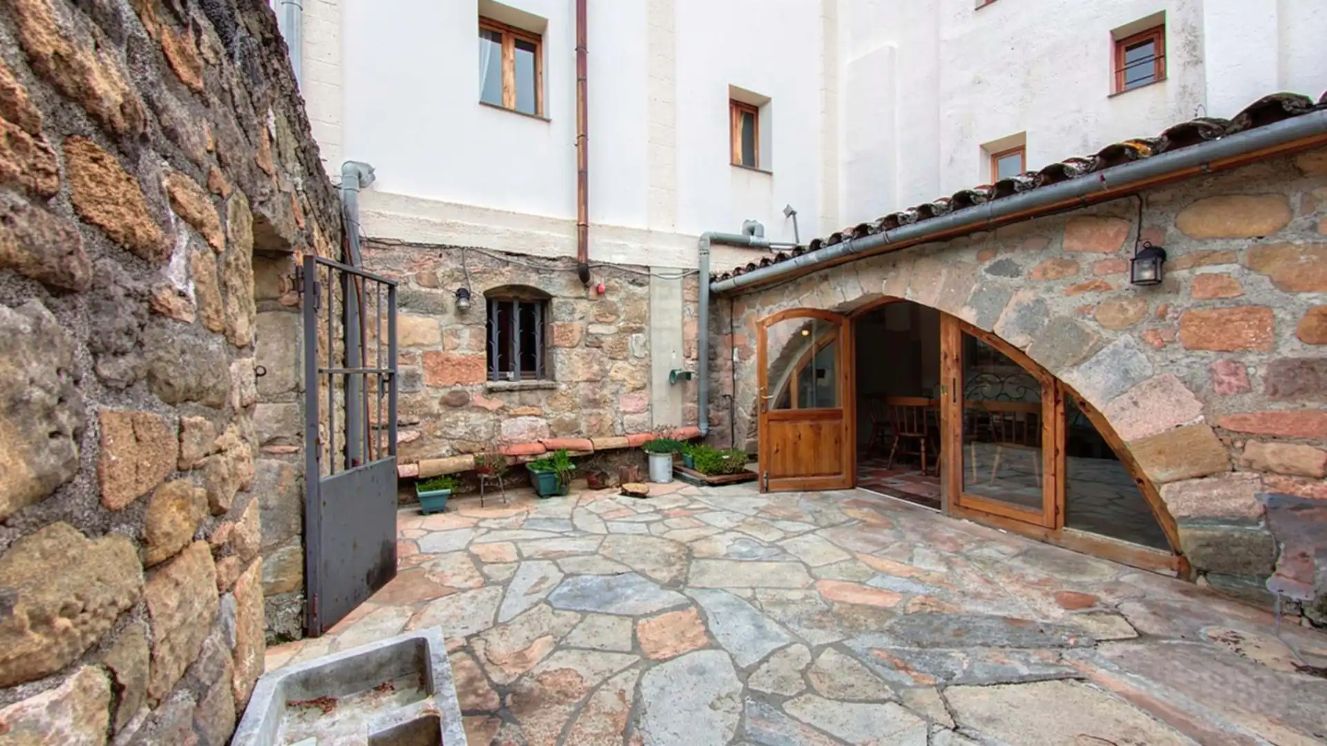 Vista exterior de Casa o xalet en venda en Cornudella de Montsant amb Calefacció i Terrassa