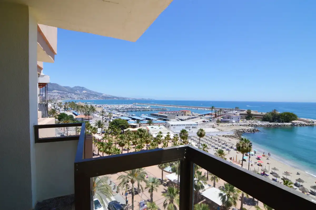 Penthouse mit Terrasse zum Verkauf in Playa de los Boliches, imagen 2