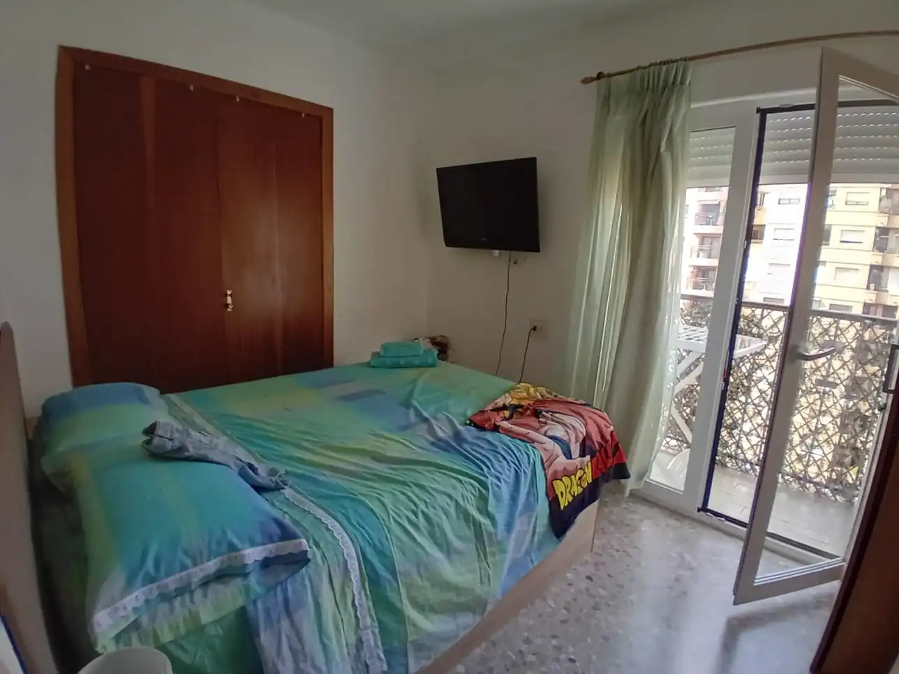 Schlafzimmer von Wohnung zur Miete in Valencia mit Klimaanlage, Möbliert und Balkon