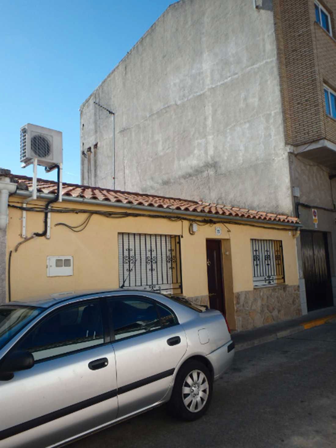 Casa adosada en venta en C/ Santo Tomás, Patrocinio - Nueva Talavera