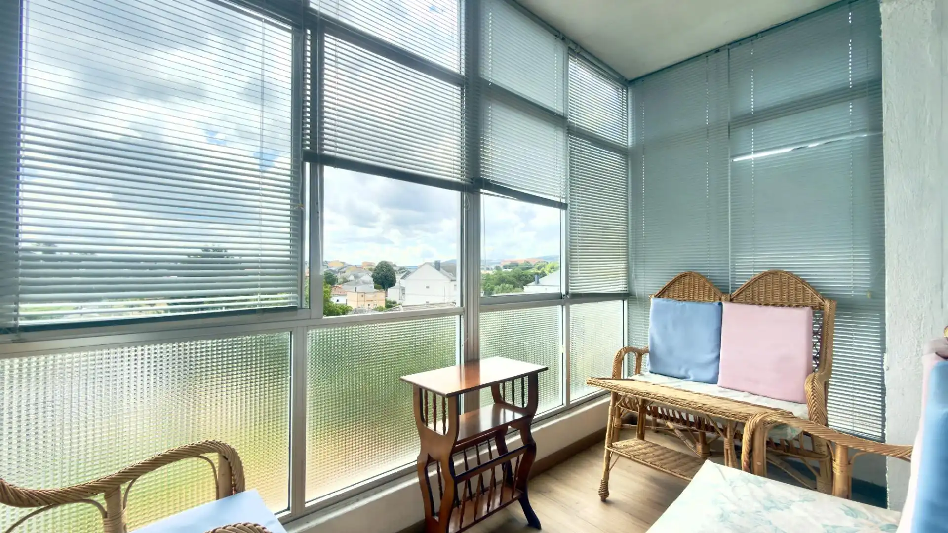 Terraza de Piso en venta en A Pobra de Trives  con Calefacción y Amueblado