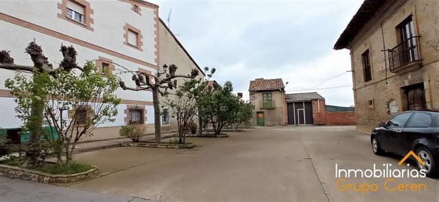Casa-chalet en Venta en Redecilla del Camino