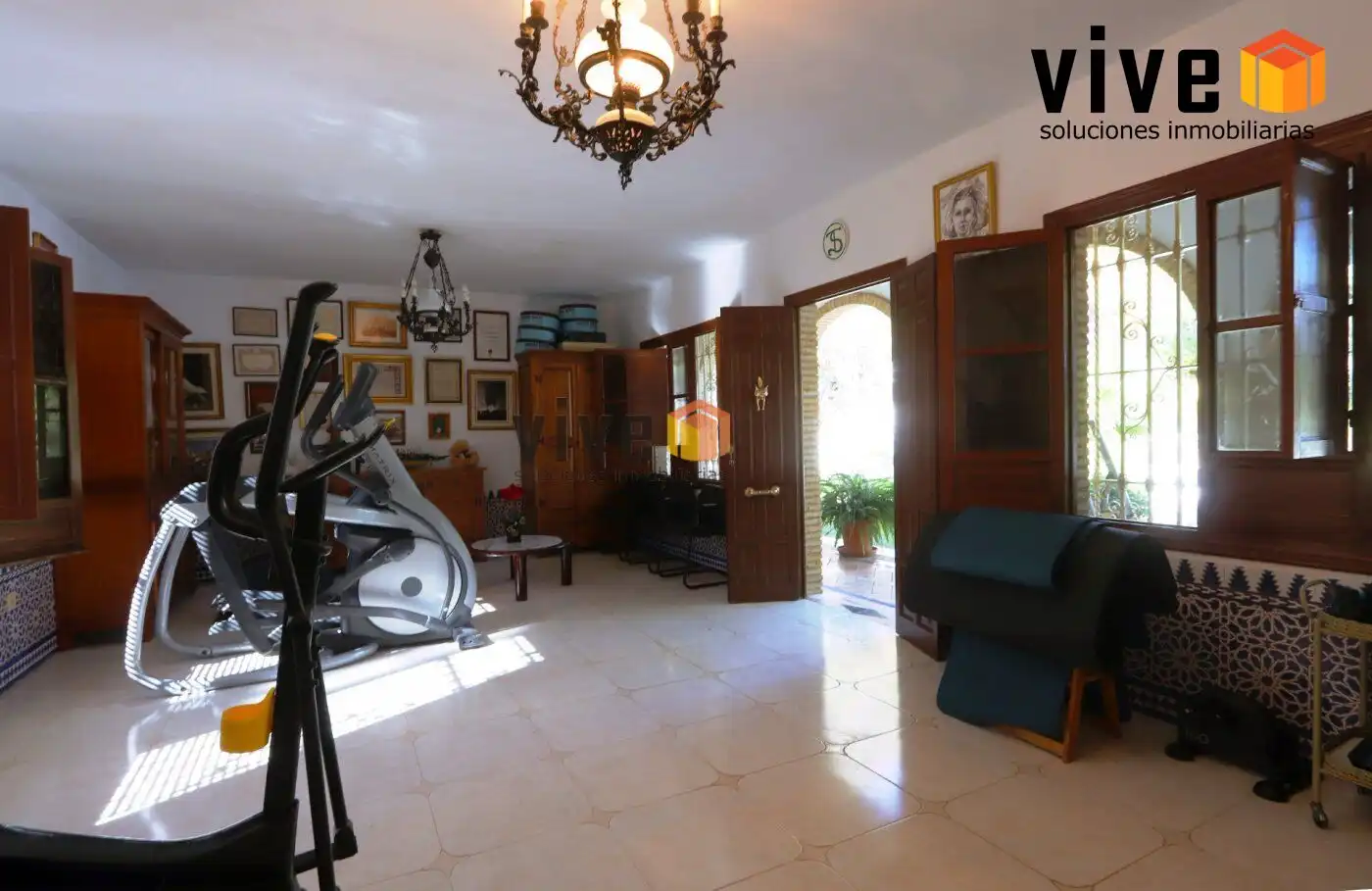 Houses for sale in Espartinas  with Air Conditioner, Heating and Terrace