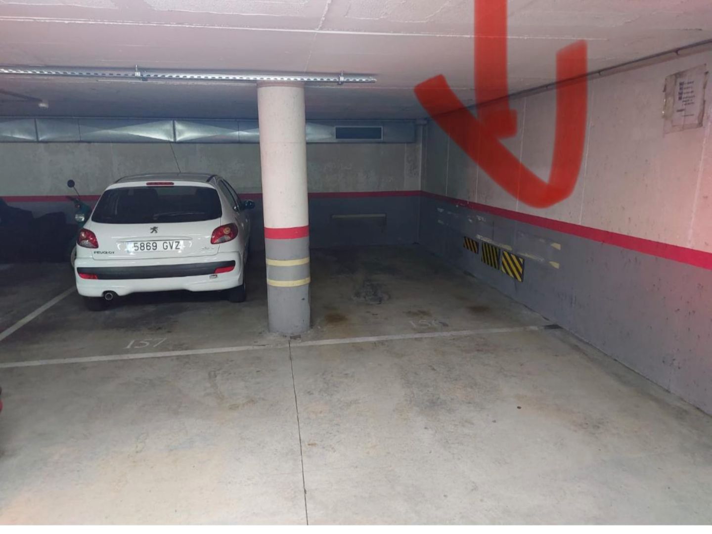 Aparcament de Garatge de lloguer en  Barcelona Capital amb Alarma