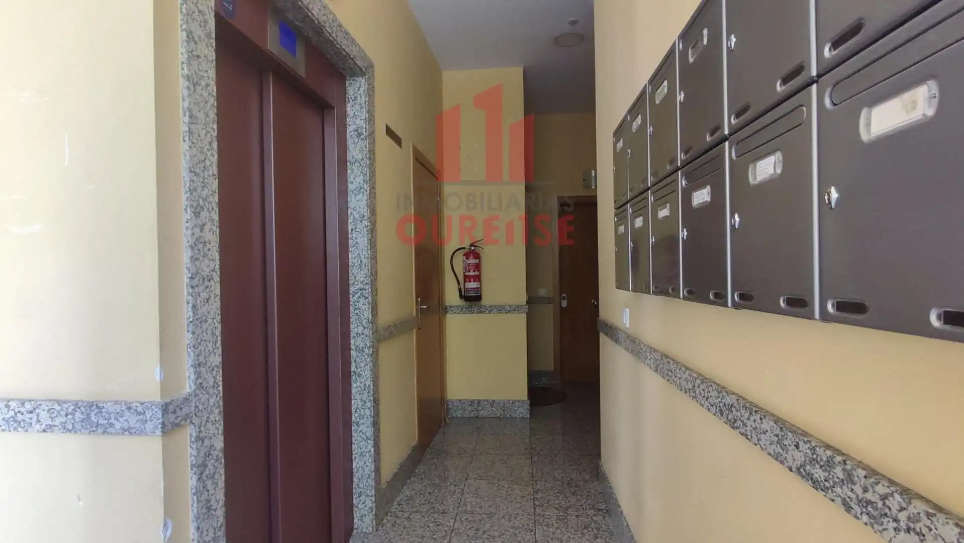Pis en venda en San Cibrao das Viñas amb Calefacció, Traster i Balcó