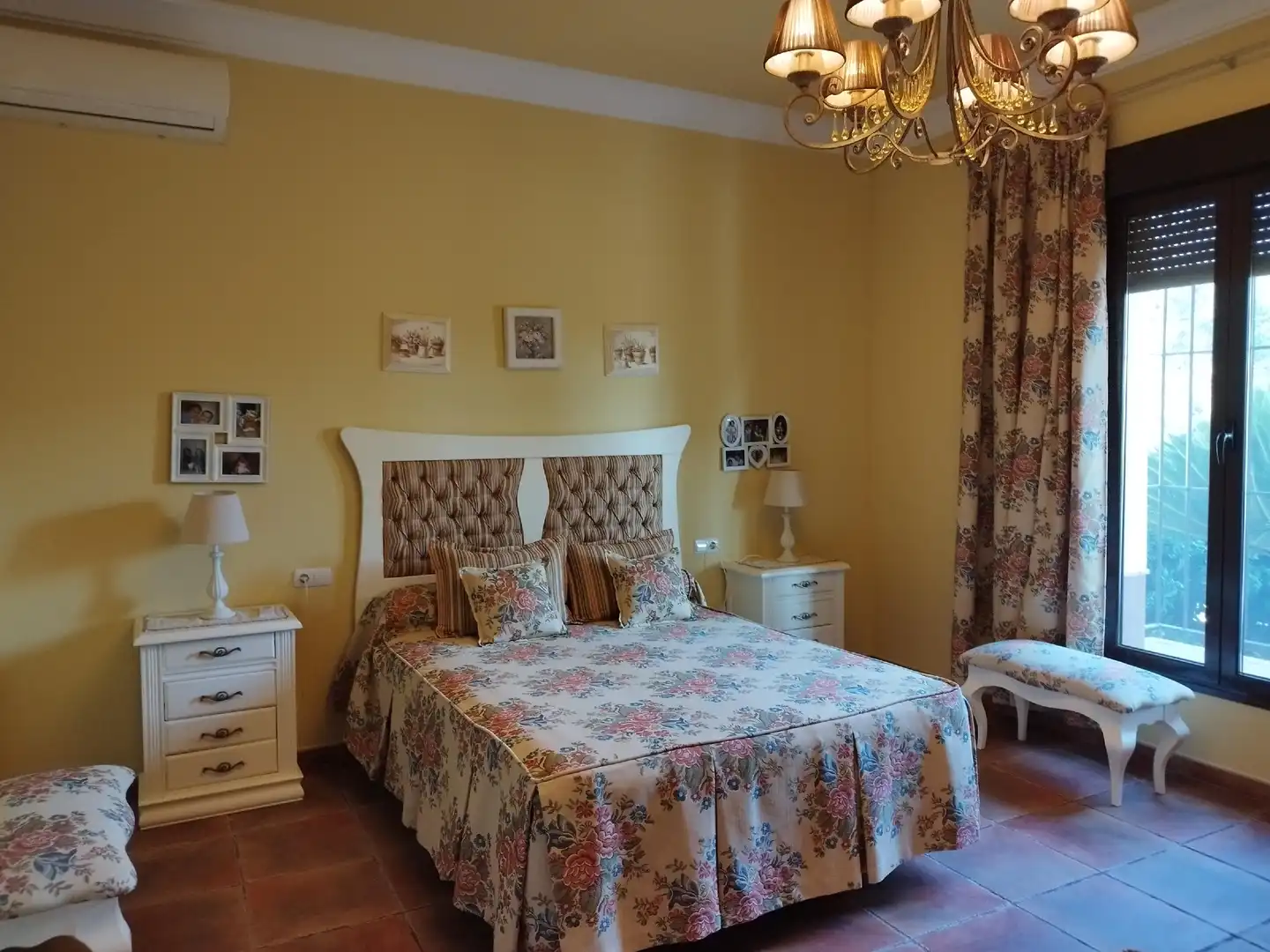 Dormitori de Finca rústica en venda en Berlanga amb Aire condicionat, Jardí privat i Piscina