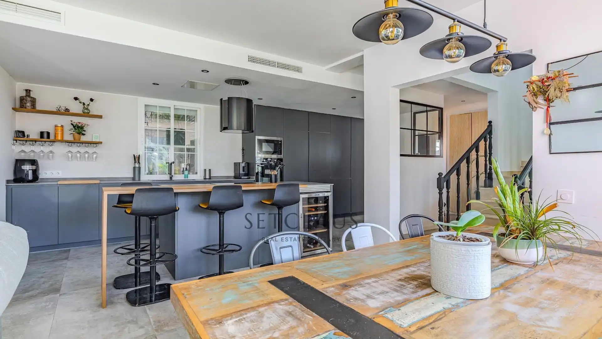 Cocina de Casa o chalet en venta en Alella con Aire acondicionado, Calefacción y Jardín privado