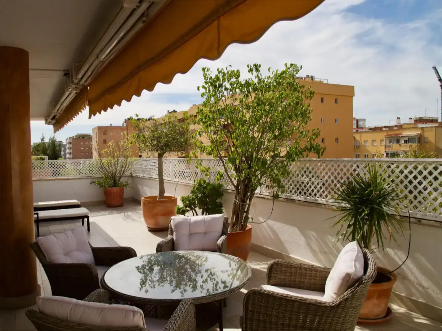 Terrassa de Pis de lloguer en Sevilla amb Aire condicionat, Traster i Piscina