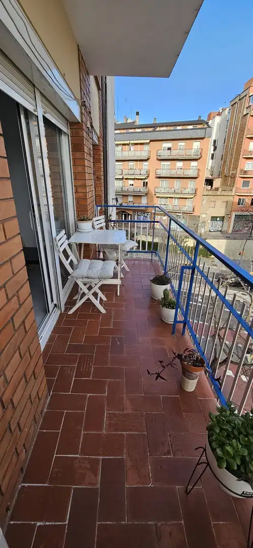 Piso en venta en VILLAR, 87, El Guinardó