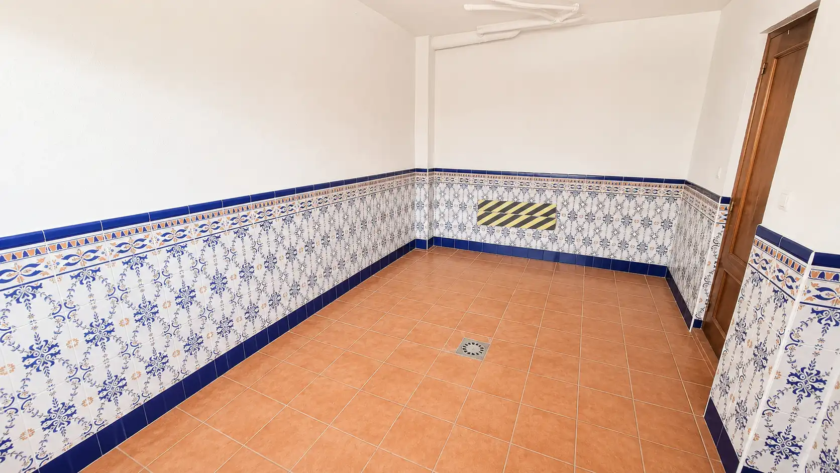 Casa adosada en venda en Motril amb Terrassa, Traster i Forn