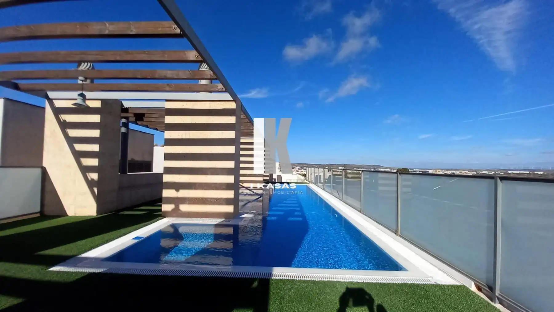 Swimming pool of Flat for sale in El Puerto de Santa María  with Air Conditioner, Terrace and Storage room
