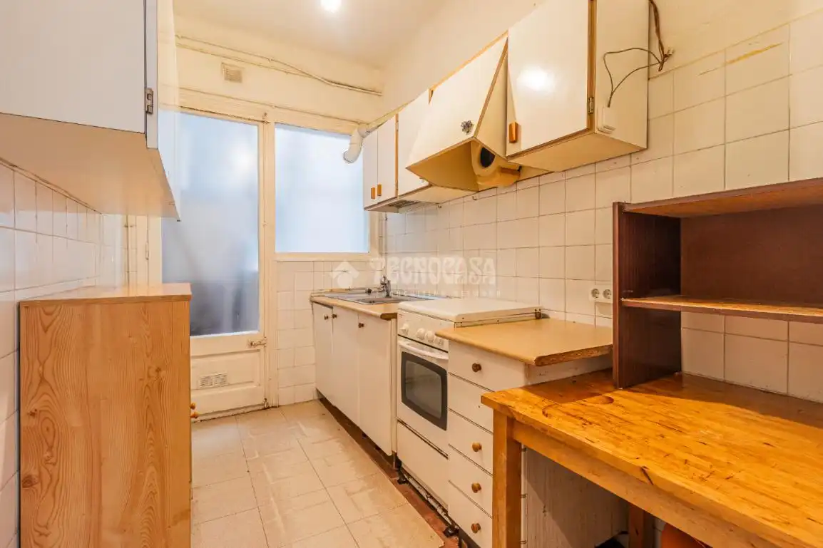 Cocina de Piso en venta en Sant Cugat del Vallès con Terraza y Balcón