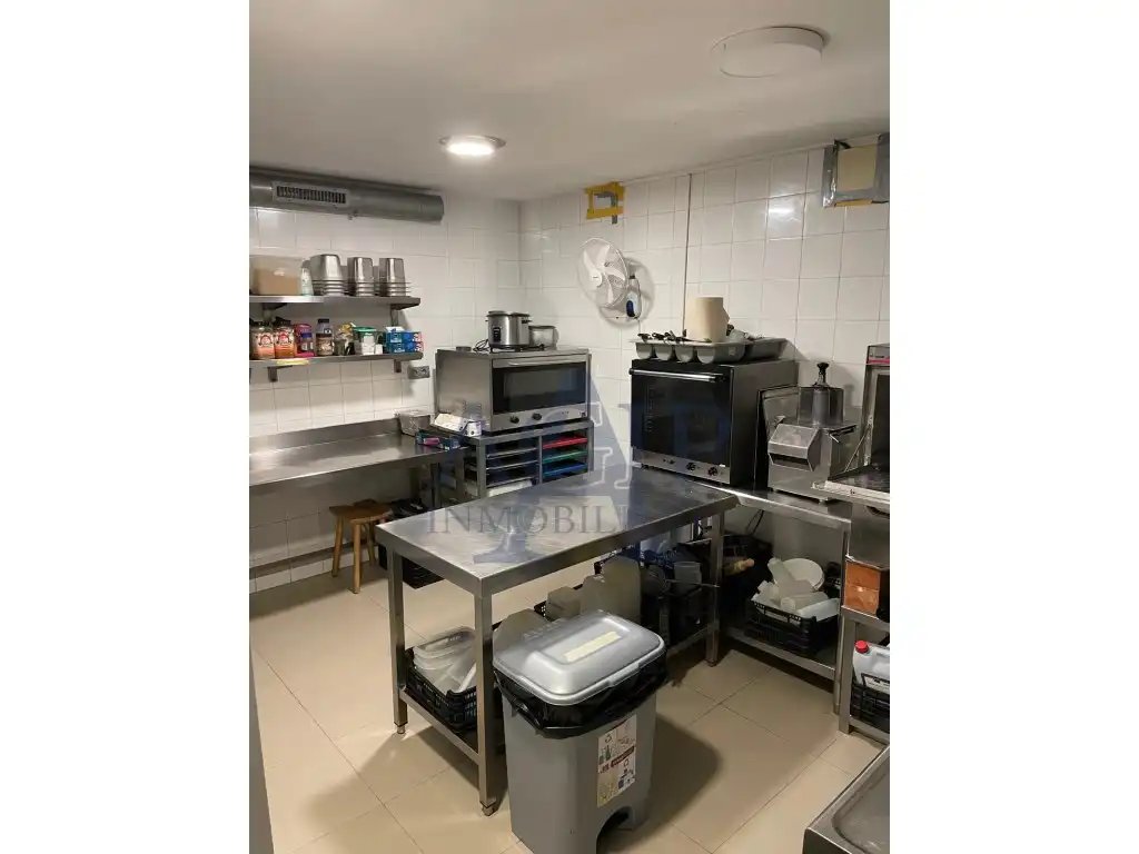 Local comercial de lloguer a Calle Enric Granados, imagen 6