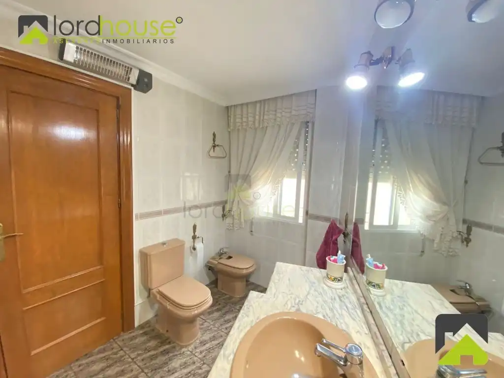 Bathroom of Houses for sale in Lorca