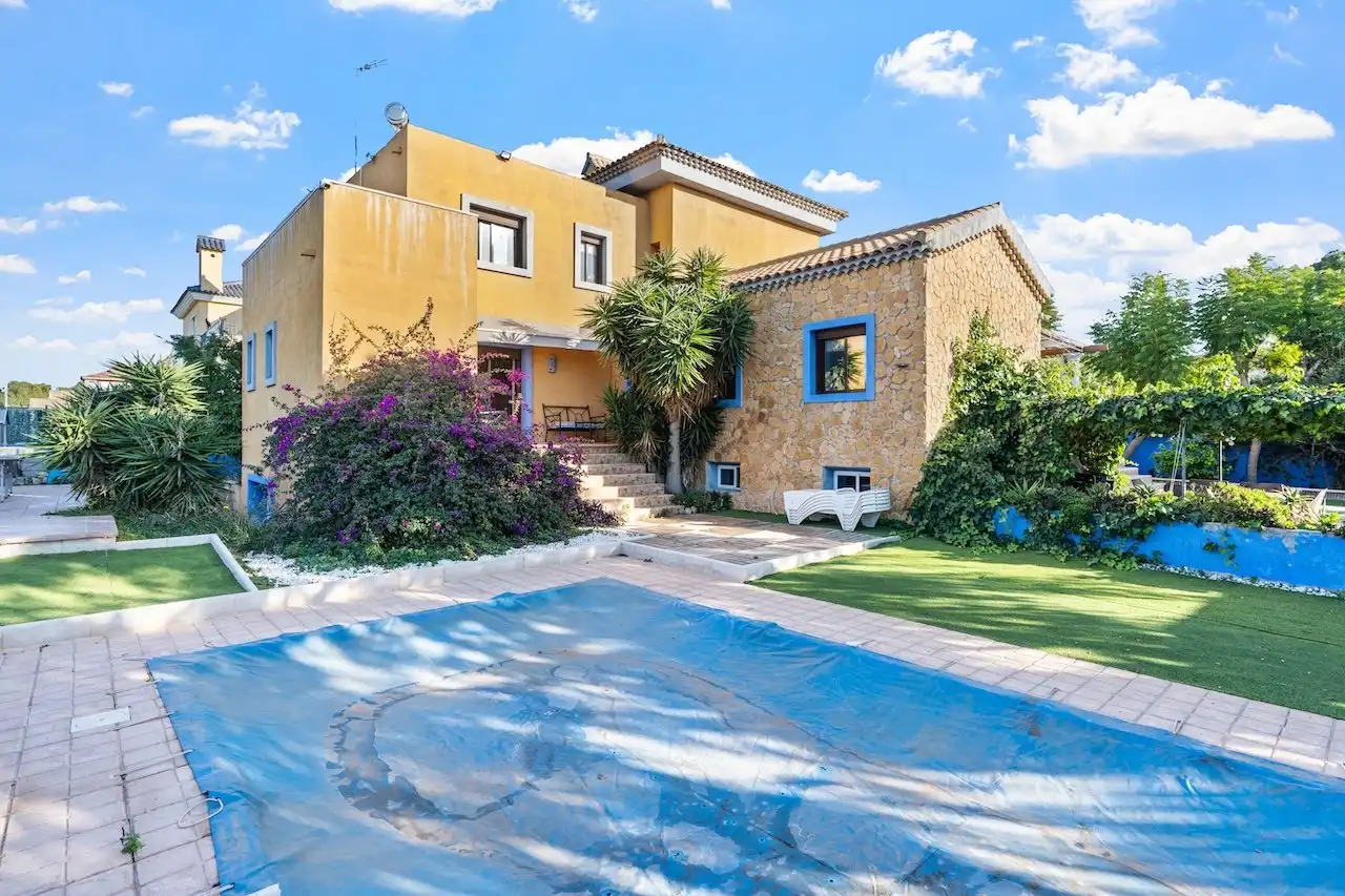 Villa avec piscine à vendre à Calle dEncarnita Alonso 12, imagen 3