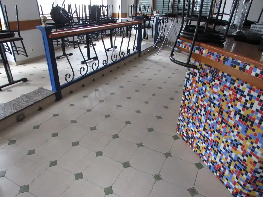 Business premises for sale in Calle Honduras 20, imagen 27