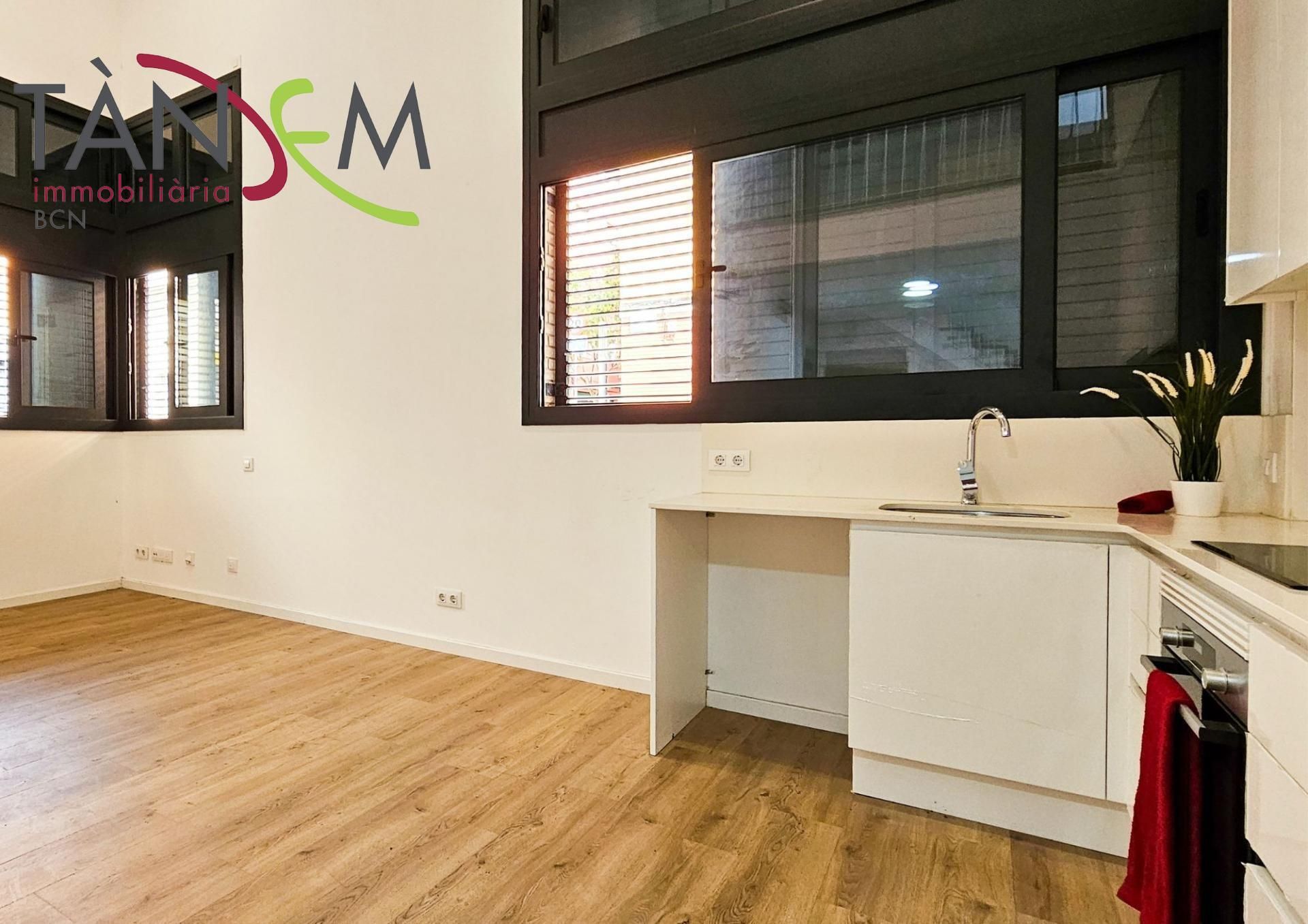 Dúplex en venda en  Barcelona Capital amb Calefacció, Parquet i Terrassa