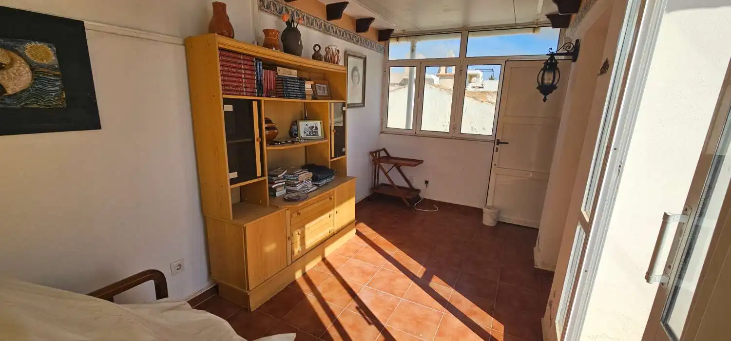 Schlafzimmer von Einfamilien-Reihenhaus zum Verkauf in Torrevieja mit Terrasse, Möbliert und Alarm