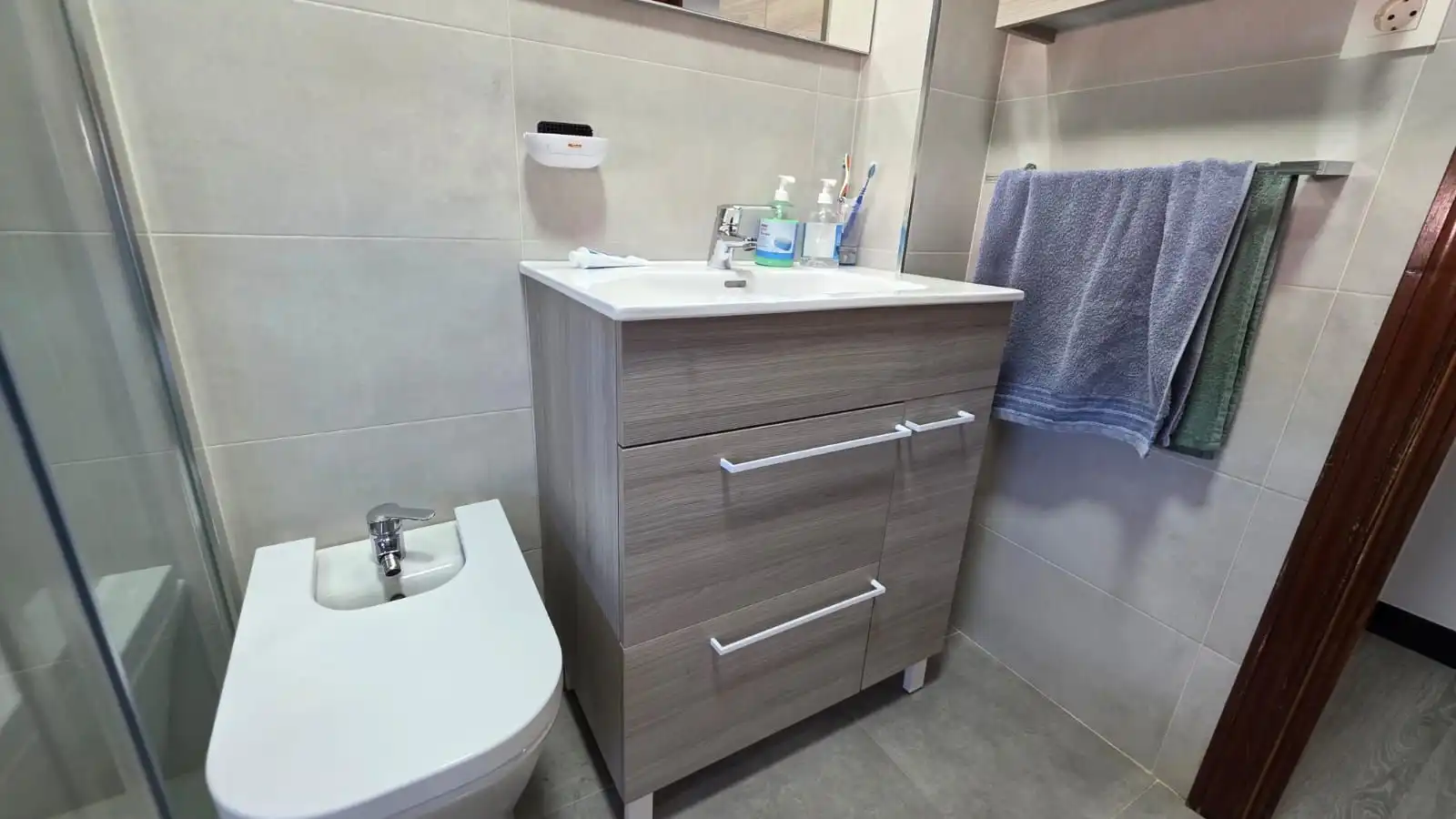 Bathroom of Flat for sale in Castro-Urdiales  with Heating, Terrace and Storage room