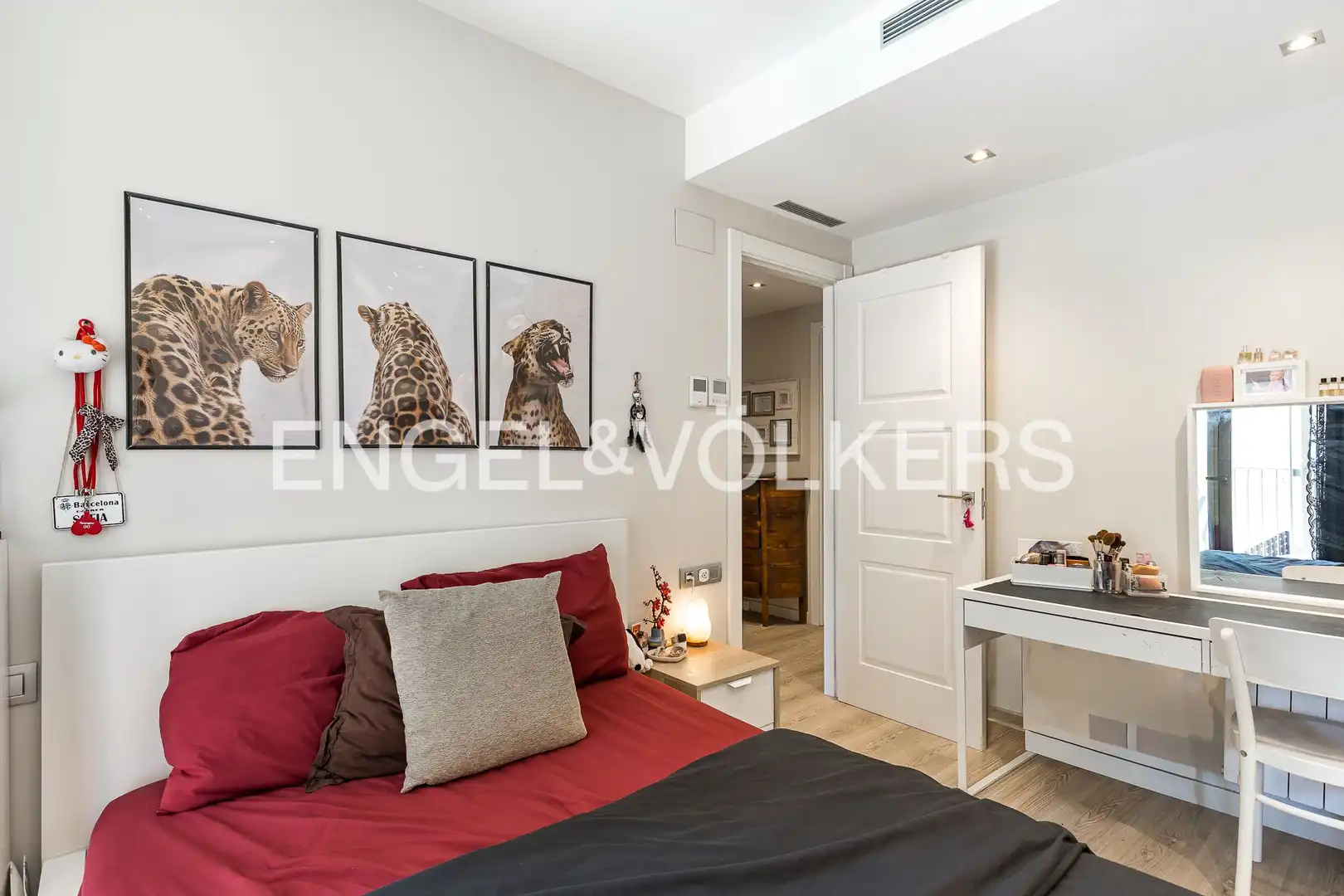 Bedroom of Duplexes for sale in Barcelona  with Air Conditioner, Heating and Terrace