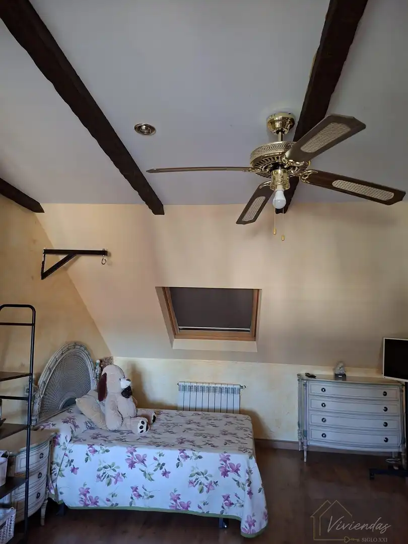 Habitación de Piso para compartir en Boadilla del Monte con Amueblado