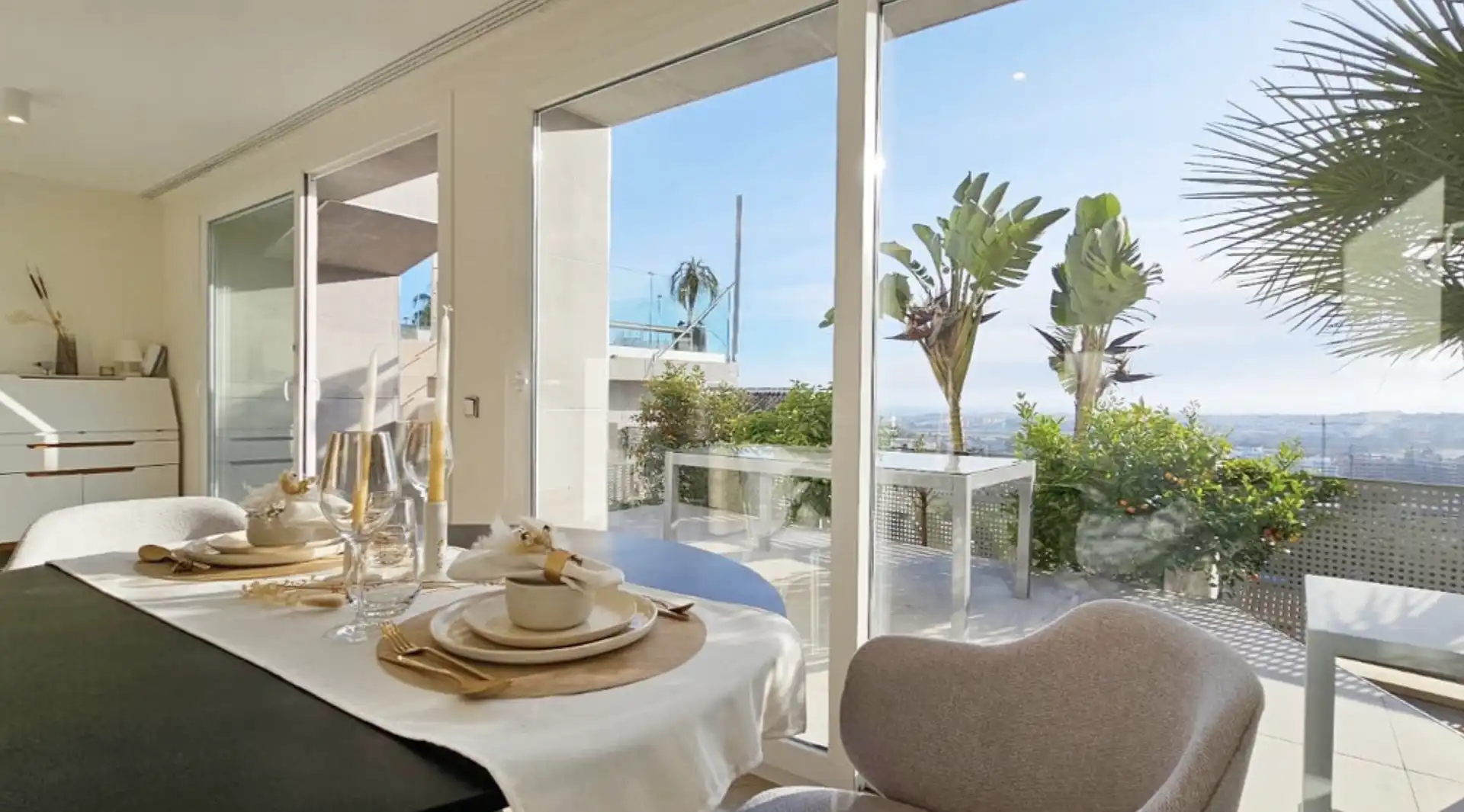 Villa mit Terrasse zum Verkauf in Nueva Andalucía, imagen 4