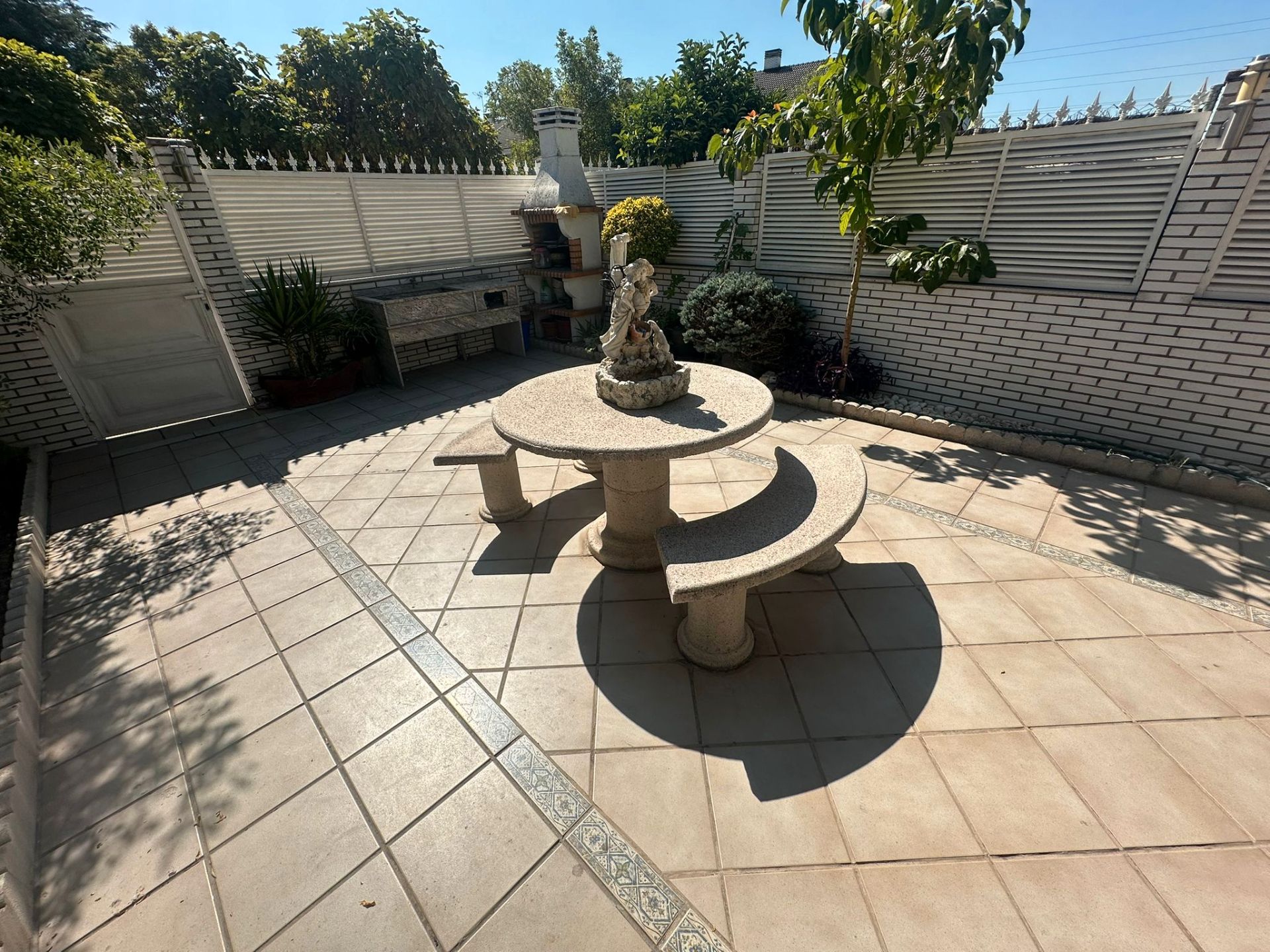 Terrace of House or chalet for sale in Parla  with Air Conditioner, Heating and Private garden